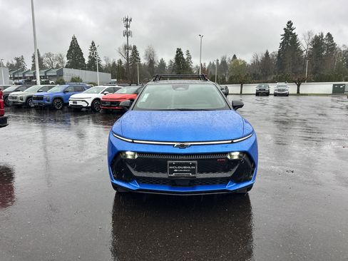 New 2026 Chevrolet Equinox EV RS image 8