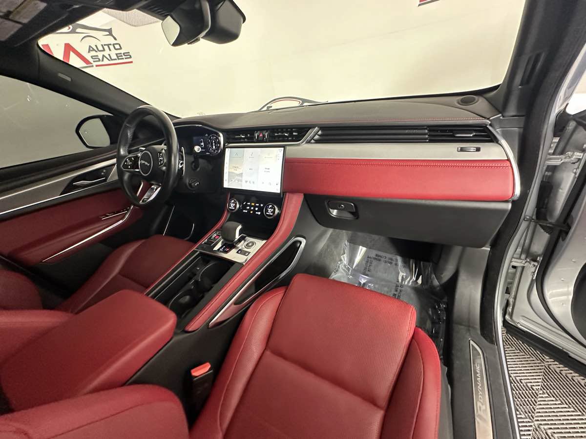 Used 2021 Jaguar F-PACE R-Dynamic S AWD/4WD image 24