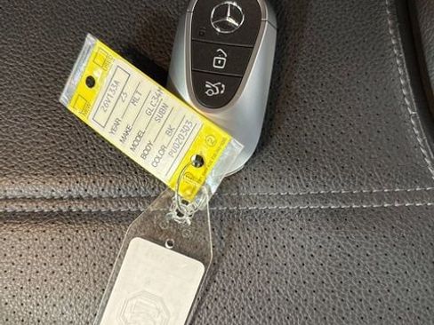 Used 2023 Mercedes-Benz GLC 300 4MATIC image 27