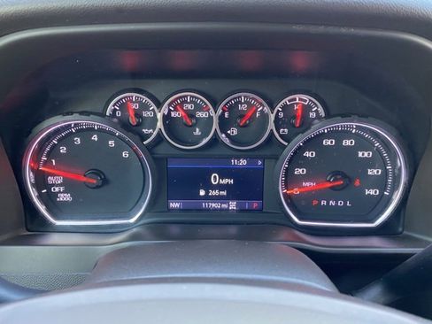 Used 2021 Chevrolet Silverado 1500 LT Trail Boss w/ Convenience Package II image 12