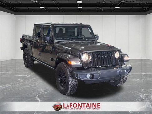 Used 2021 Jeep Gladiator Willys image 7