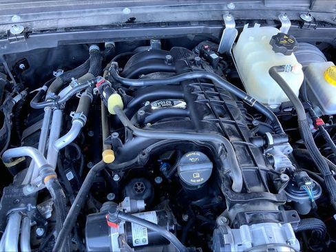 Used 2023 Jeep Wrangler Unlimited Rubicon image 33