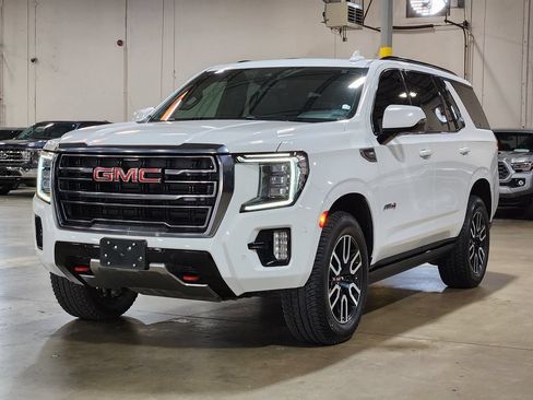 Used 2023 GMC Yukon AT4 AWD/4WD image 4