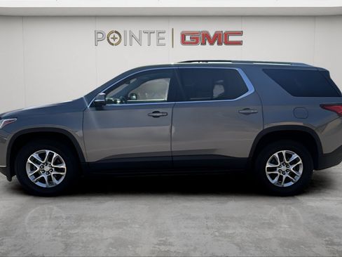 Used 2018 Chevrolet Traverse LT FWD image 5
