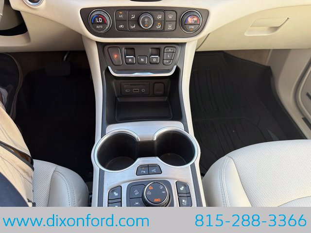 Used 2020 GMC Terrain Denali w/ GMC Pro Grade Package AWD/4WD image 14