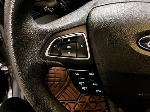 Used 2018 Ford Escape SE image 20