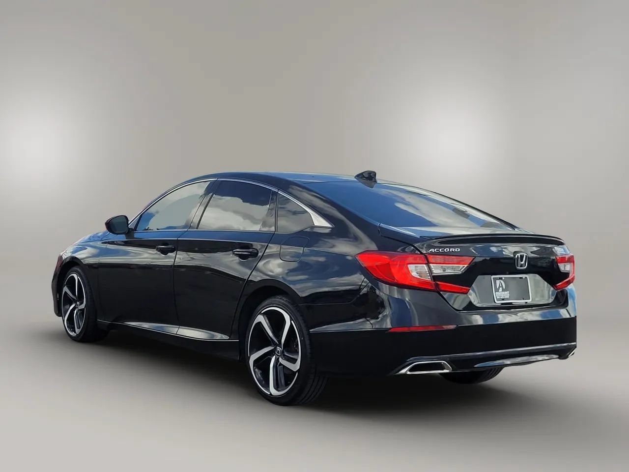 Used 2020 Honda Accord Sport image 9