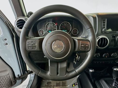 Used 2014 Jeep Wrangler Sahara w/ Connectivity Group AWD/4WD image 15