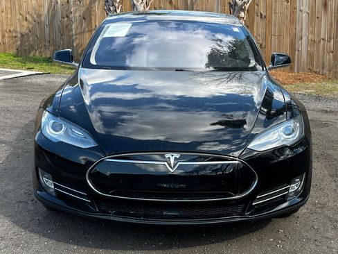 Used 2015 Tesla Model S P85D image 4