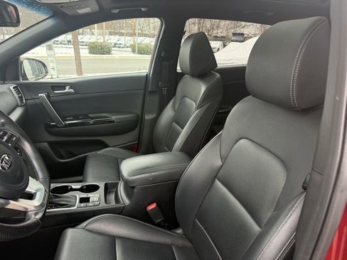 Used 2020 Kia Sportage S w/ S Premium Package image 12