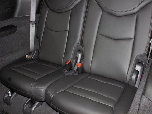 Certified 2024 Cadillac XT6 Premium Luxury image 19