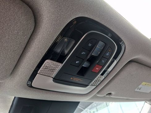 Used 2024 Hyundai Palisade Limited AWD/4WD image 26