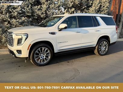 Used 2025 GMC Yukon Denali w/ Sun & Power Step Package