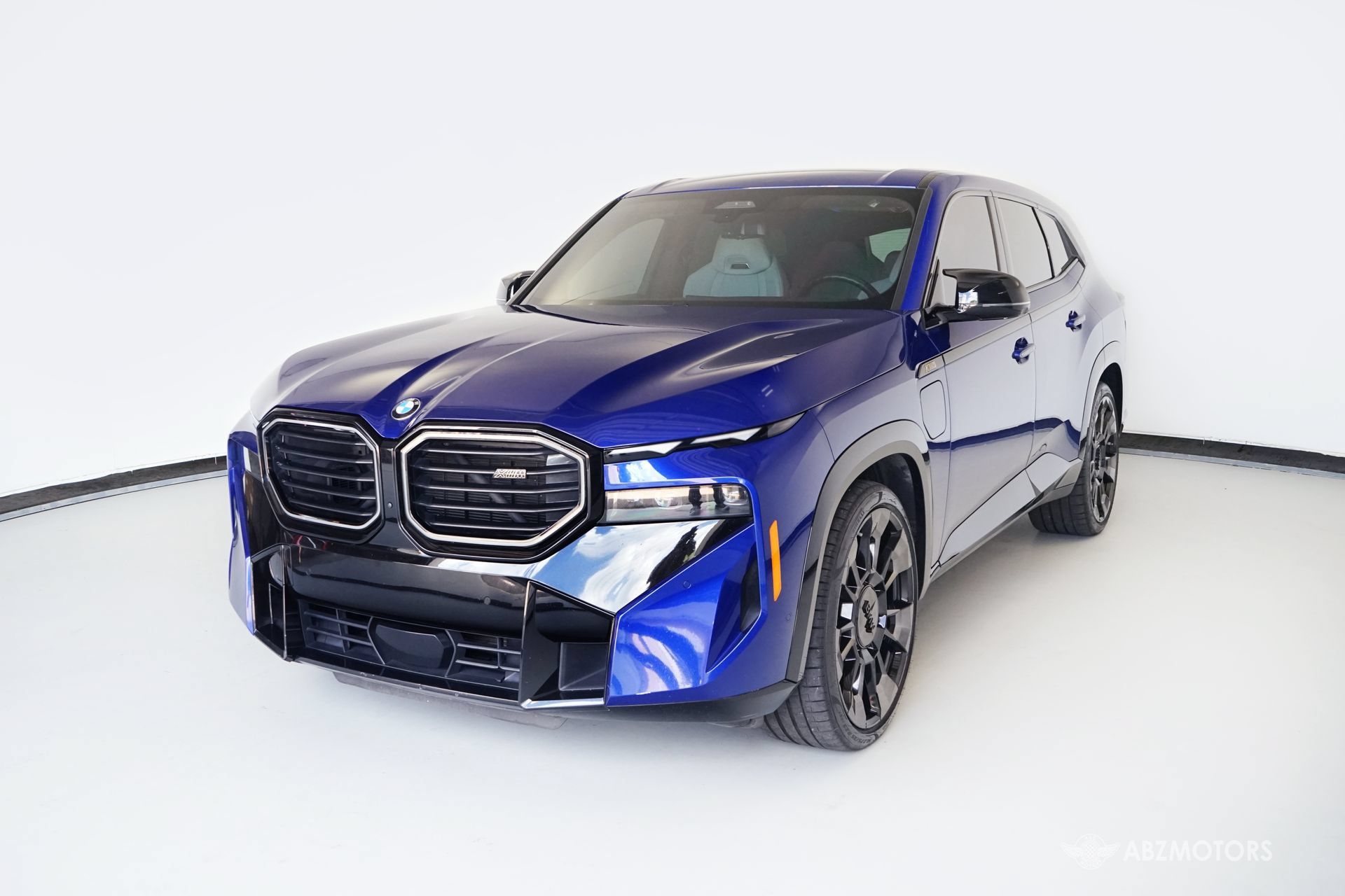 Used 2023 BMW XM AWD/4WD image 2