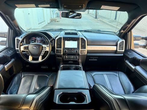 Used 2019 Ford F250 Platinum image 15