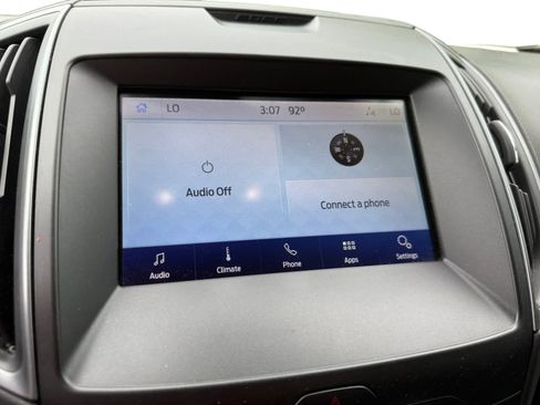 Used 2020 Ford Edge SE FWD image 15