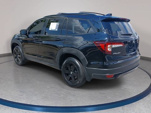 Used 2022 Honda Pilot TrailSport image 7