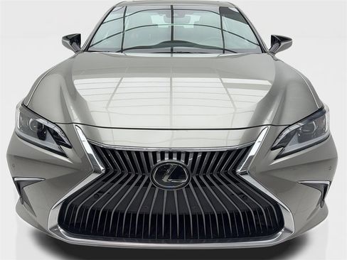 Used 2021 Lexus ES 350 w/ Premium Package image 4