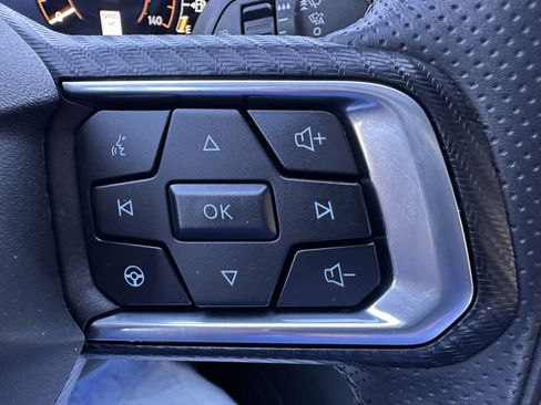 Used 2024 Ford Mustang Premium image 20