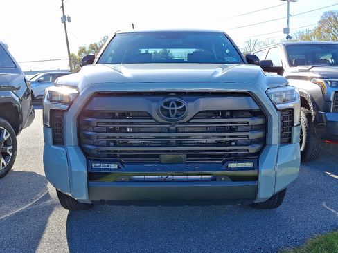 New 2026 Toyota Tundra Limited image 2