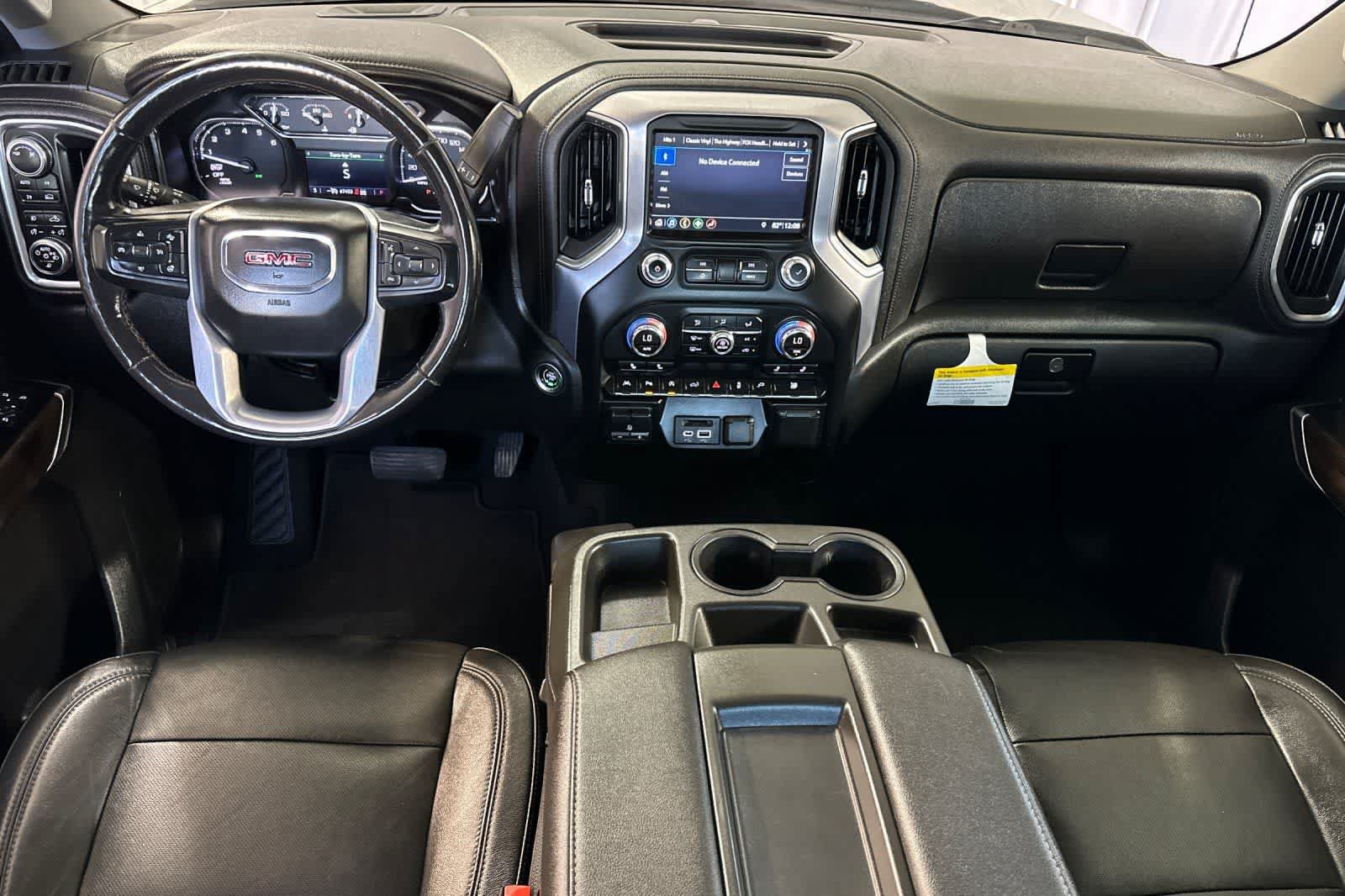 Used 2019 GMC Sierra 1500 SLT w/ Driver Alert Package I AWD/4WD image 4