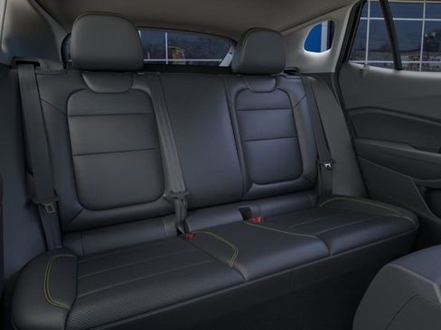 New 2026 Chevrolet Trax ACTIV w/ Sunroof Package FWD image 17