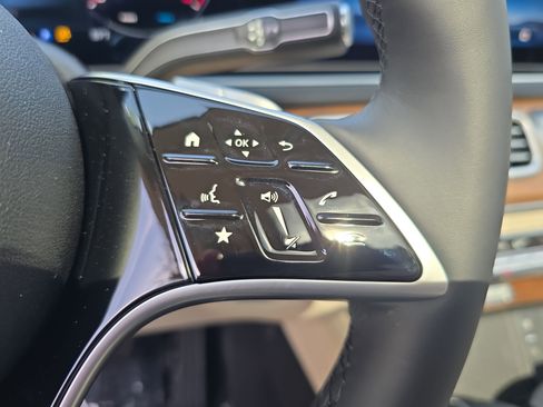 New 2026 Mercedes-Benz GLE 450 4MATIC image 18