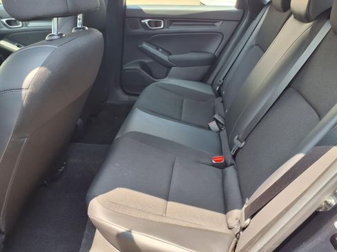 Used 2023 Honda Civic Sport image 9