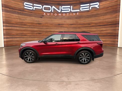 Certified 2020 Ford Explorer ST w/ Premium Technology Package AWD/4WD image 2