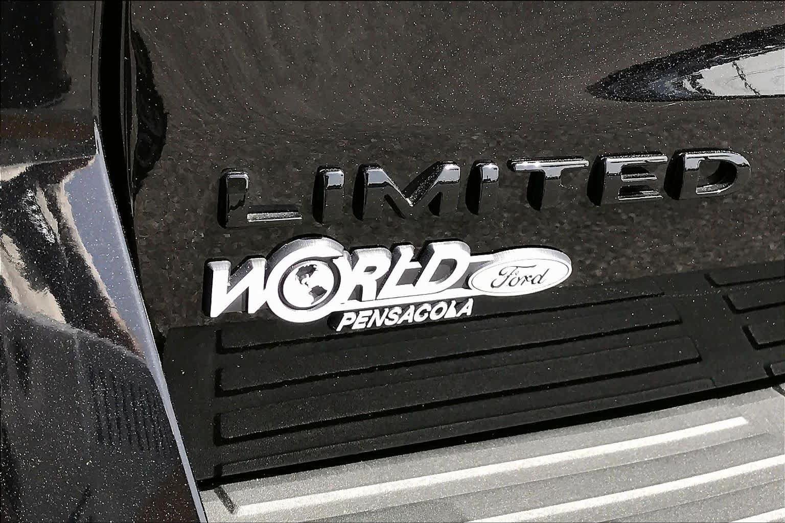 Used 2023 Ford Expedition Limited RWD image 10