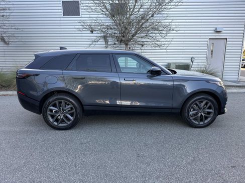 New 2026 Land Rover Range Rover Velar Dynamic SE image 5