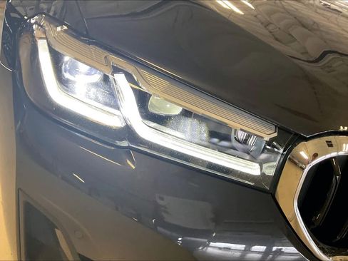 Used 2023 BMW 530i w/ Convenience Package RWD image 25