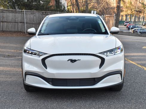 Used 2022 Ford Mustang Mach-E Select image 13