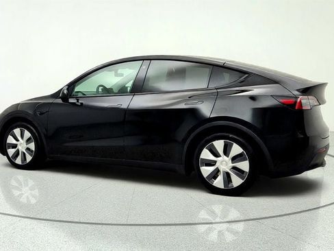 Used 2021 Tesla Model Y Long Range AWD/4WD image 7