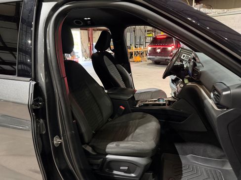 Used 2020 Ford Explorer XLT RWD image 27
