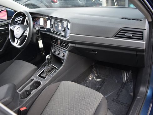 Used 2020 Volkswagen Jetta S w/ Driver Assistance Package image 31