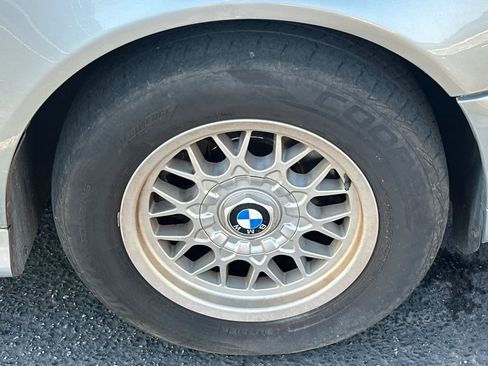 Used 1998 BMW 528i 528iA image 11