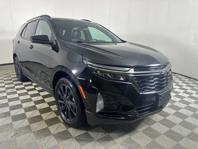 Used 2022 Chevrolet Equinox RS AWD/4WD image 1