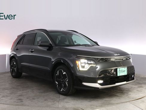Used 2023 Kia Niro Wave FWD image 13