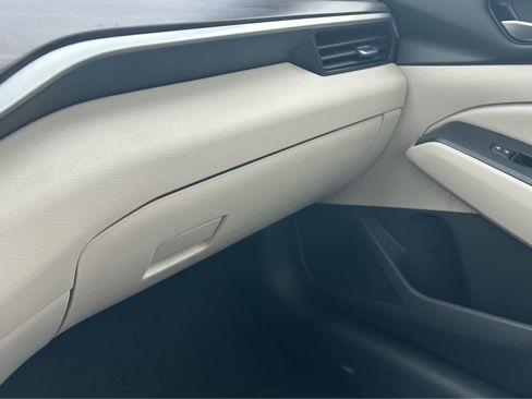 Used 2024 Nissan Altima 2.5 SV FWD image 37