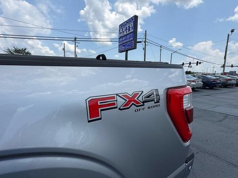 Used 2021 Ford F150 Lariat w/ Equipment Group 502A High AWD/4WD image 11