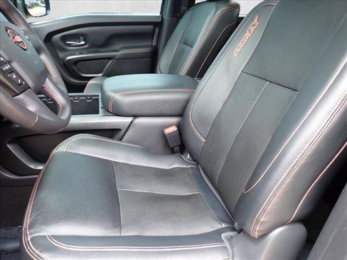 Used 2024 Nissan Titan PRO-4X w/ Pro-4x Convenience Package AWD/4WD image 13