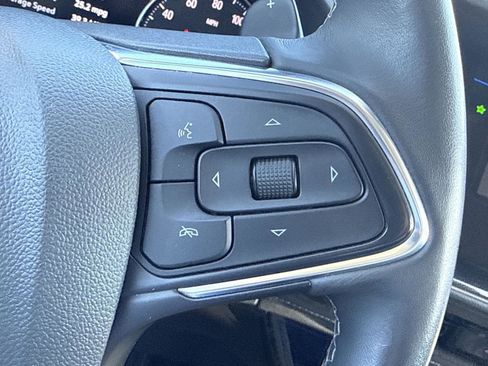 Used 2022 Buick Envision Essence w/ Sport Touring Package AWD/4WD image 21
