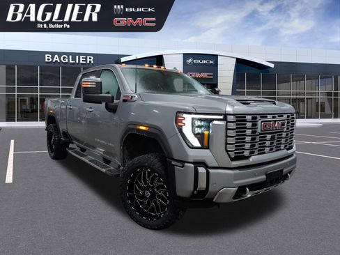 Used 2024 GMC Sierra 3500 Denali w/ Denali Reserve Package image 1