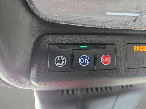 Used 2024 GMC Canyon Denali AWD/4WD image 20