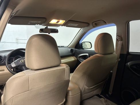Used 2011 Toyota RAV4 4WD w/ Base L4 Extra Value Pkg image 14