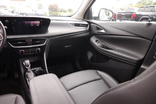 Used 2024 Buick Encore GX Sport Touring FWD image 25