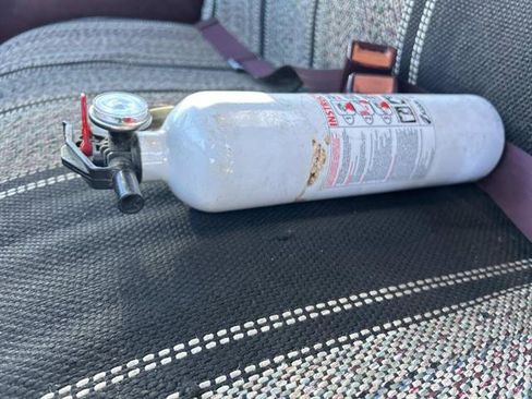 Used 1997 GMC Sierra 3500 SL w/ Snow Plow Prep Pkg image 23