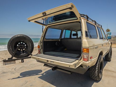 Used 1987 Toyota Land Cruiser AWD/4WD image 15