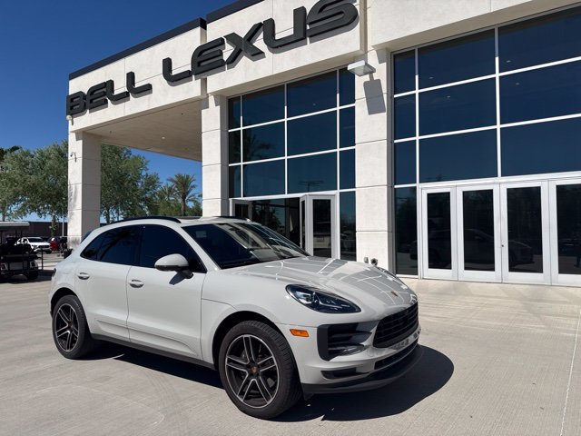 Used 2021 Porsche Macan AWD/4WD image 1